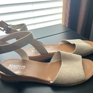 Kenneth Cole Reaction Jolly Sandal, Size 8.5